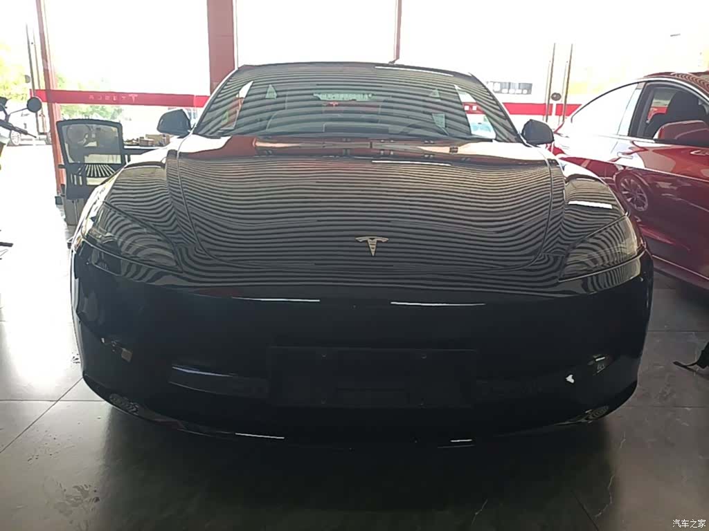 Tesla Model 3, 2024 3