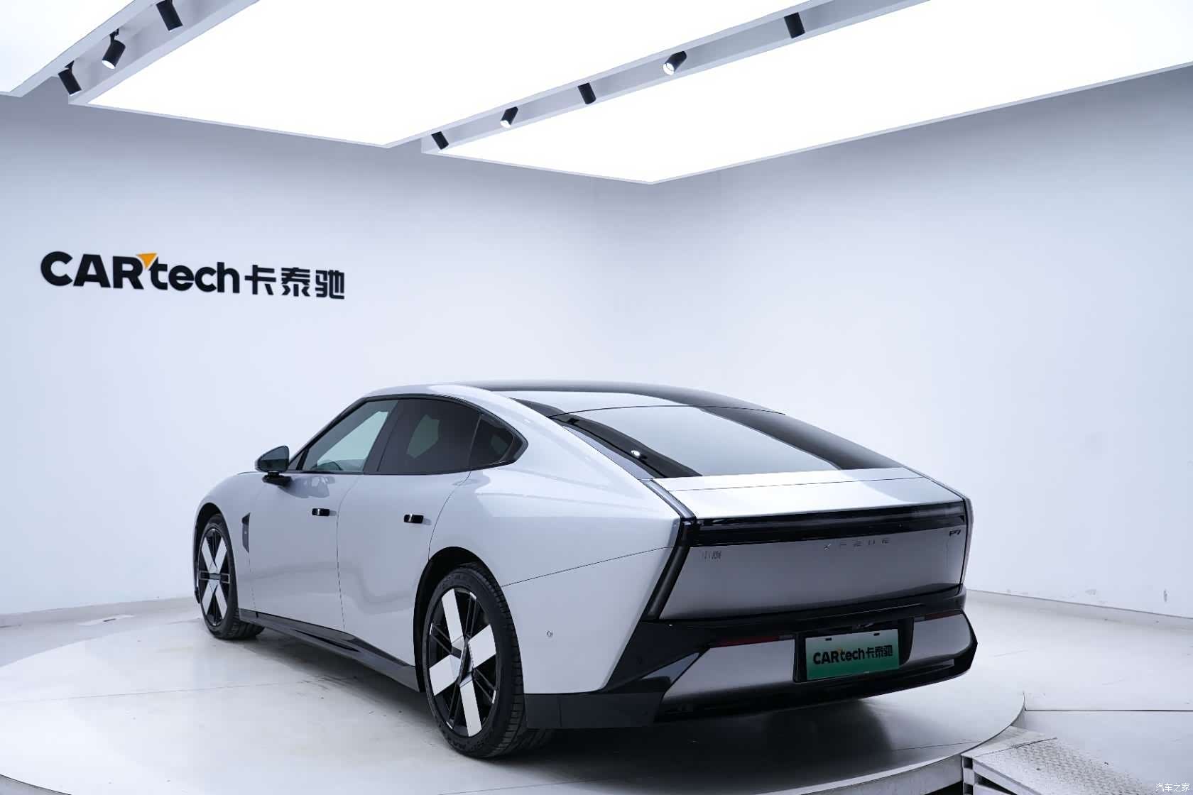 Xpeng P7, 2026 9