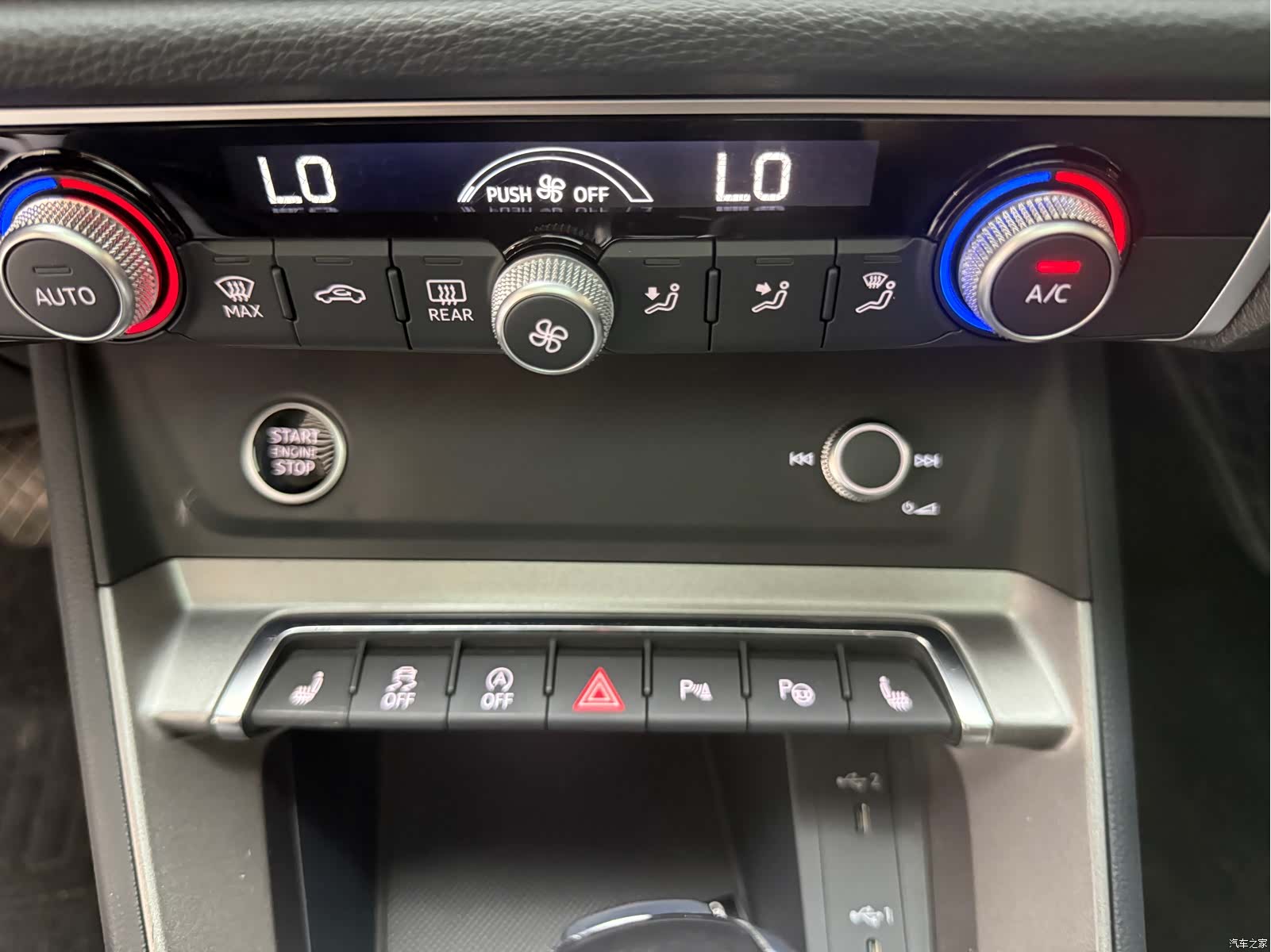 Audi Q3, 2023 12