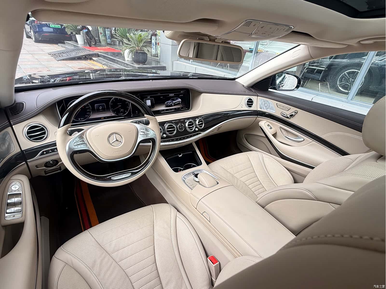 Mercedes-Benz S-Class, 2014 4
