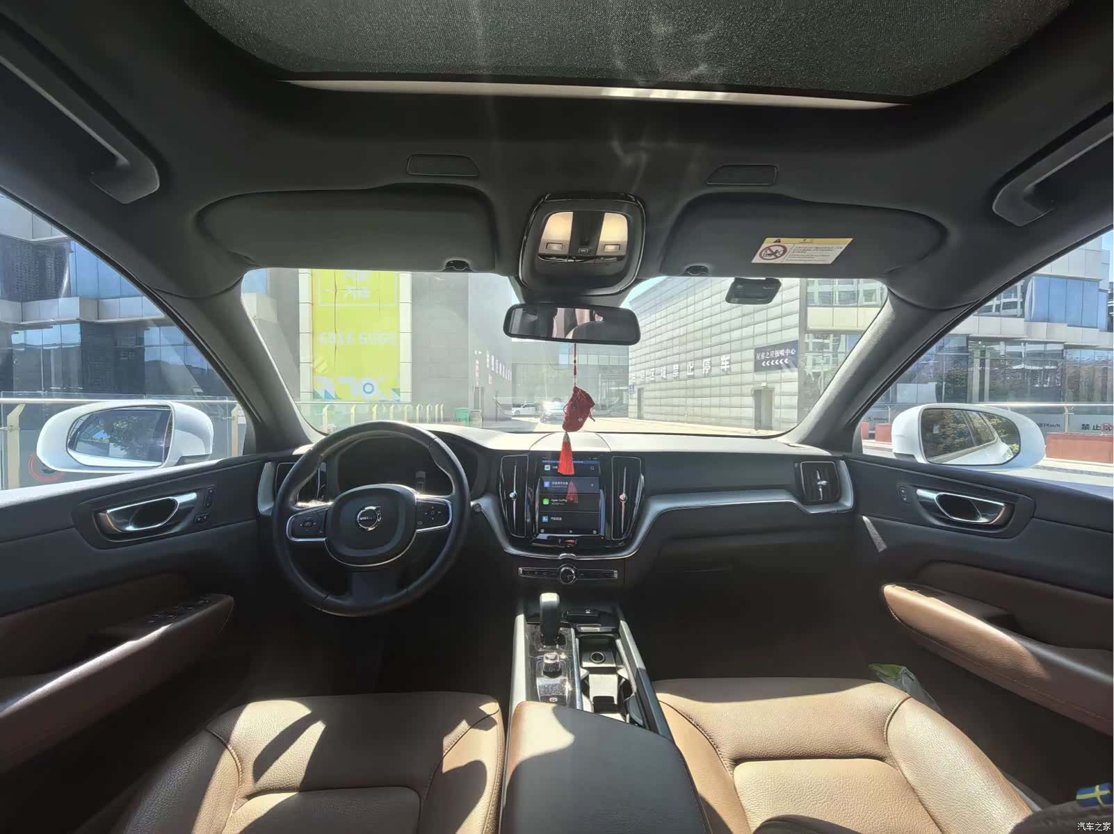 Volvo XC60, 2022 все фото