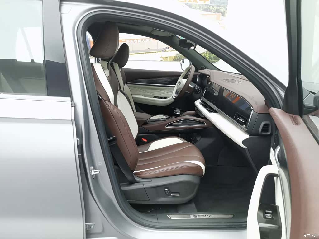 Geely Xingyue L, 2024 23