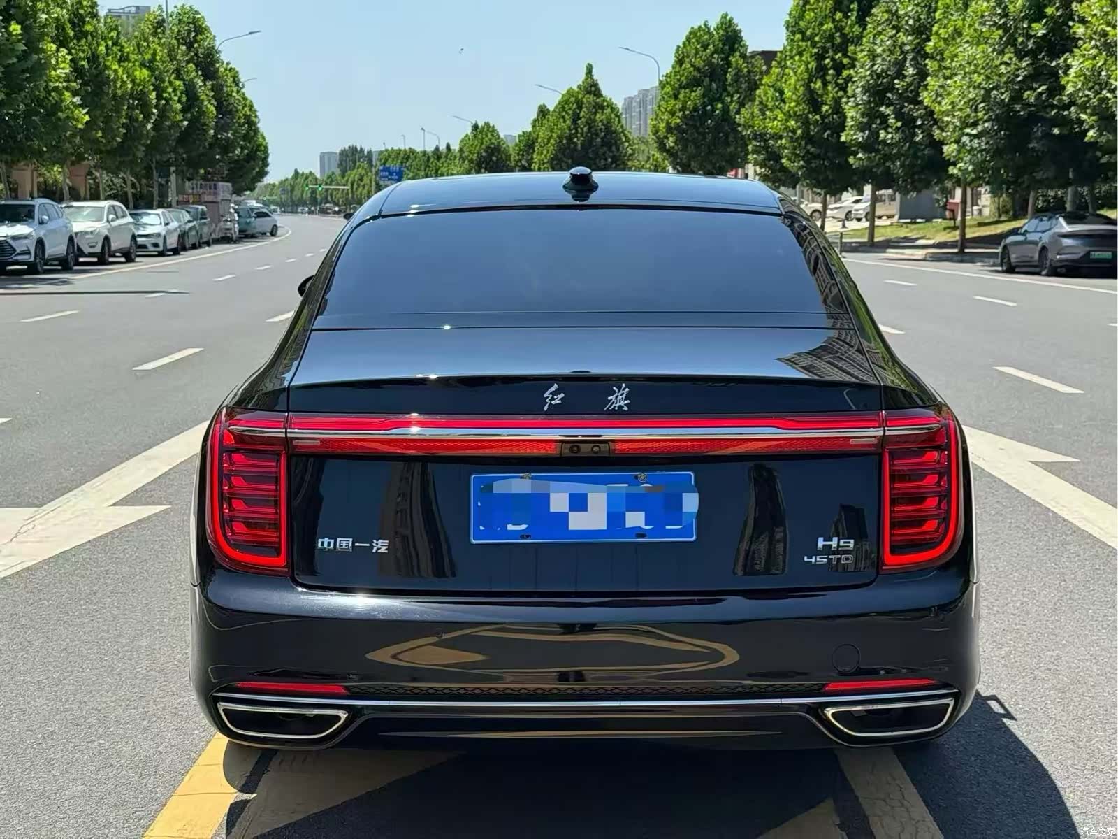 Hongqi H9, 2022 8