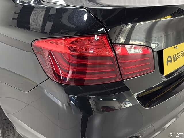 BMW 5 Series, 2015 9