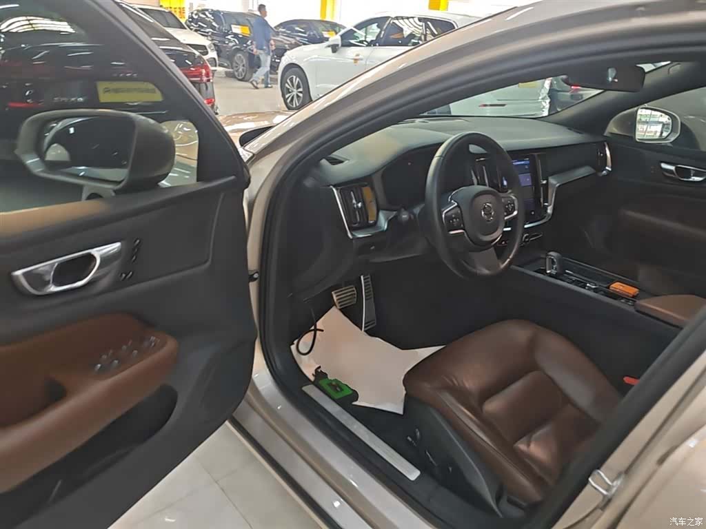Volvo S60, 2024 16