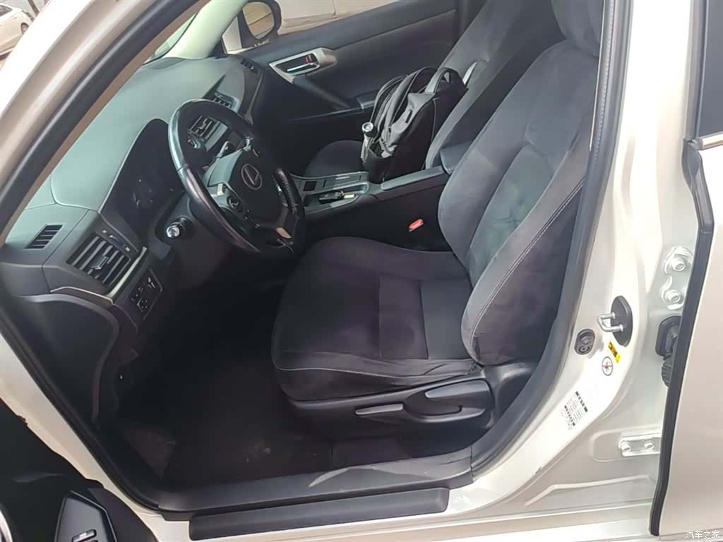 Lexus CT, 2017 15