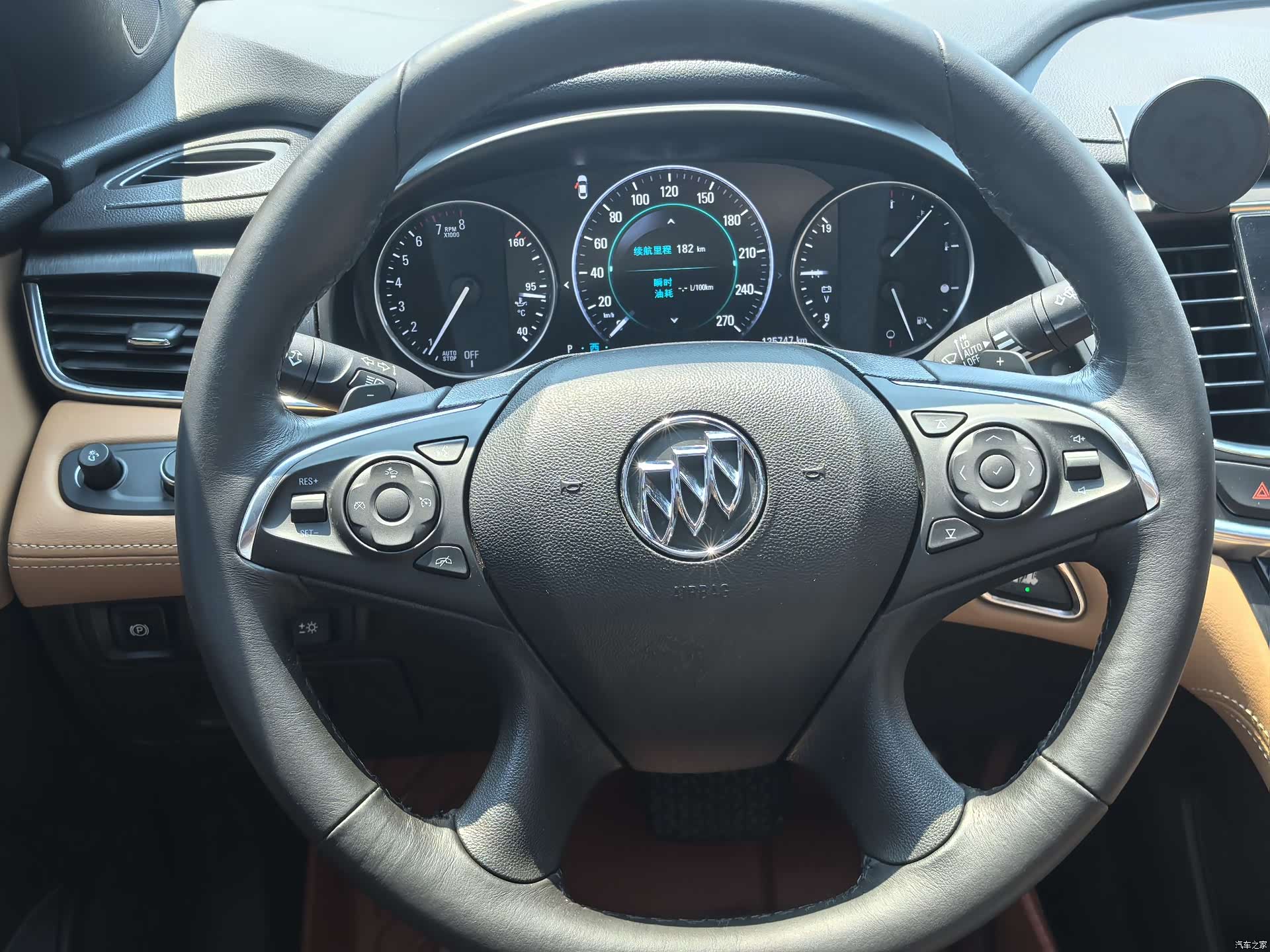 Buick LaCrosse, 2016 10