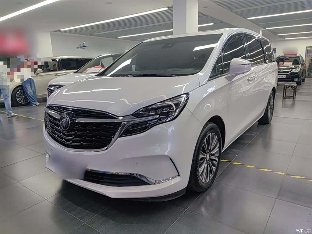 Buick GL8, 2021 1
