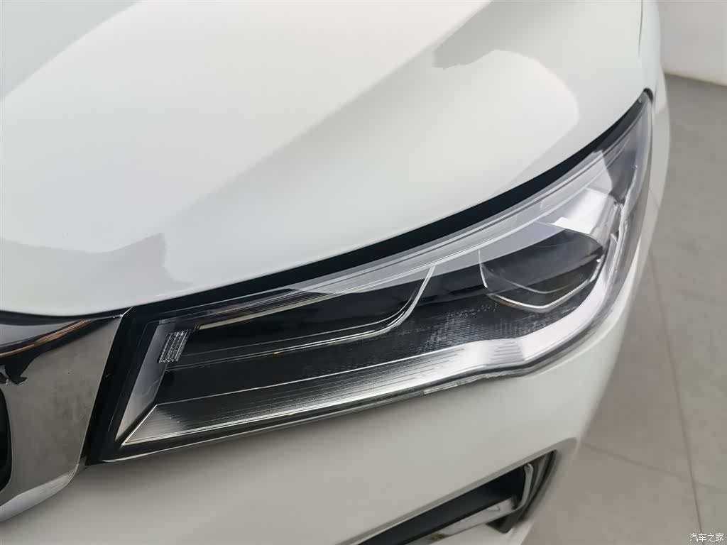 Geely Emgrand, 2025 7