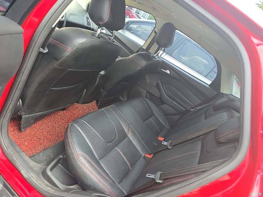 Ford Focus, 2015 17