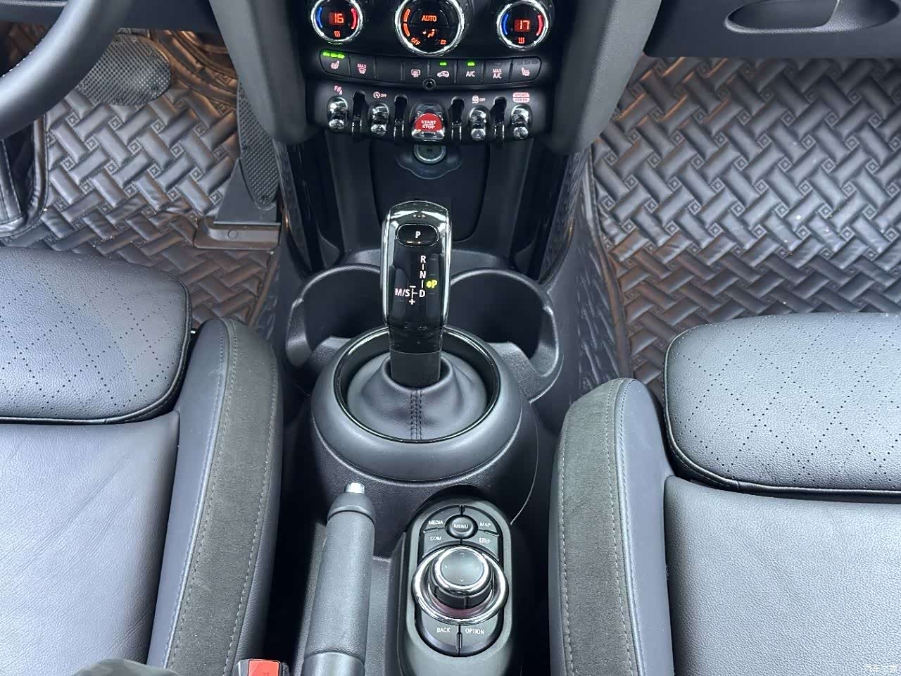 Mini Cooper, 2021 11