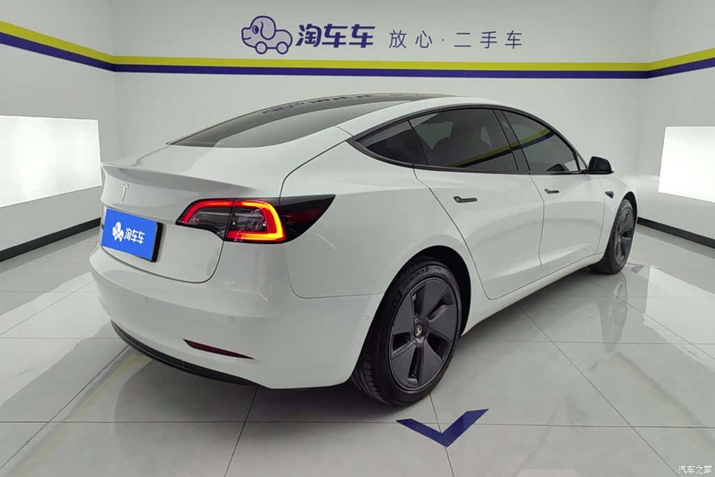 Tesla Model 3, 2023 3