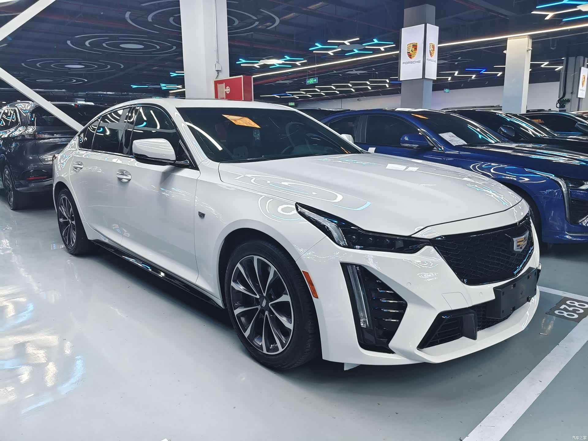 Cadillac CT5, 2022 3