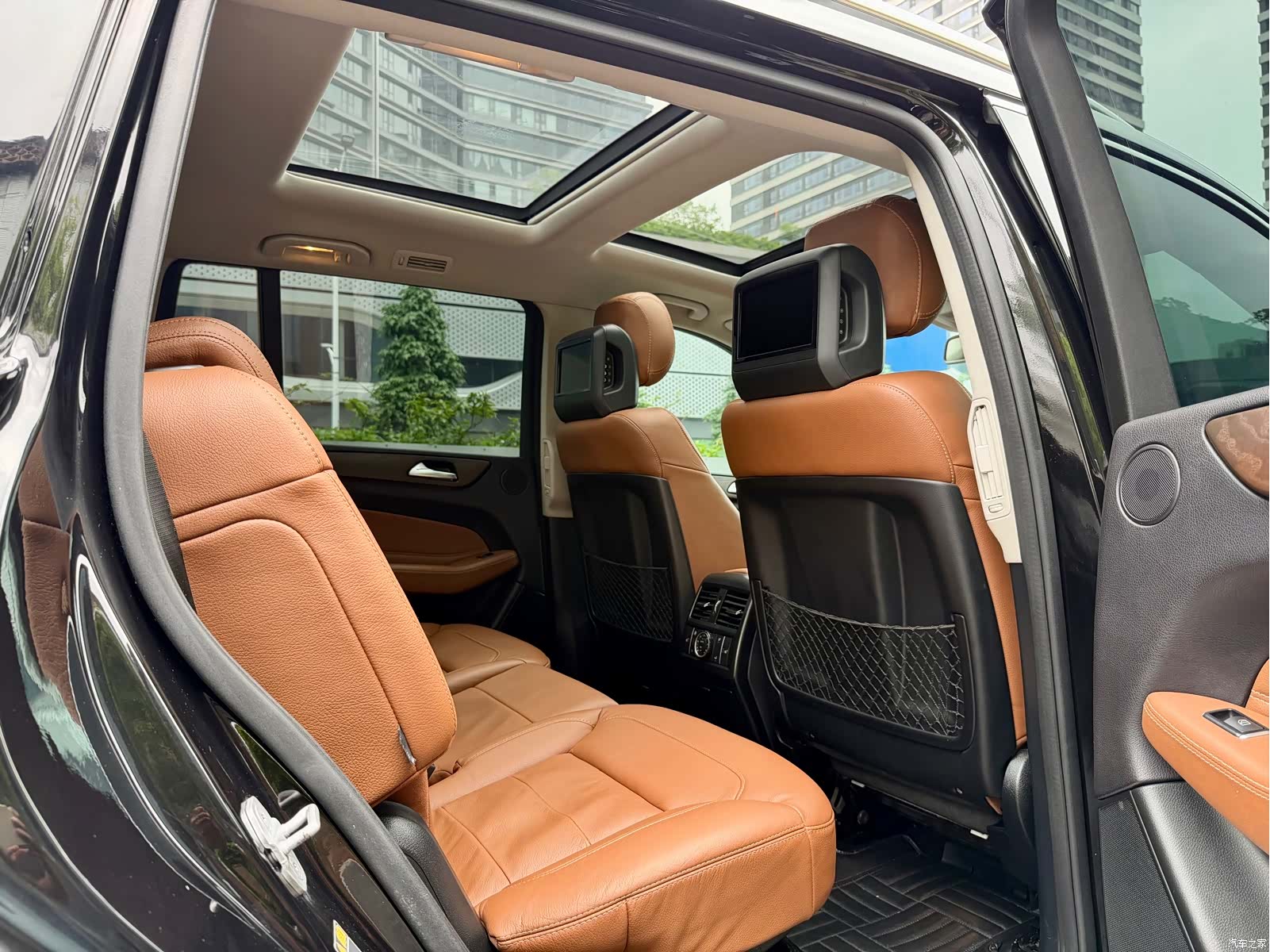 Mercedes-Benz GLS, 2016 21