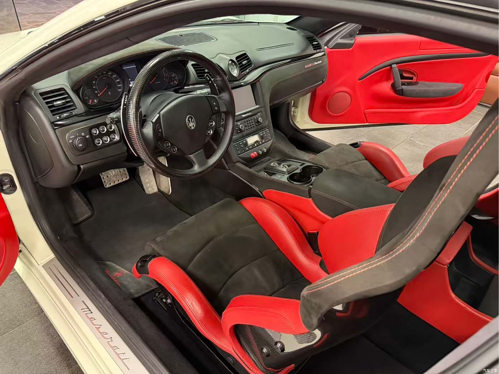 Maserati GranTurismo, 2012 все фото