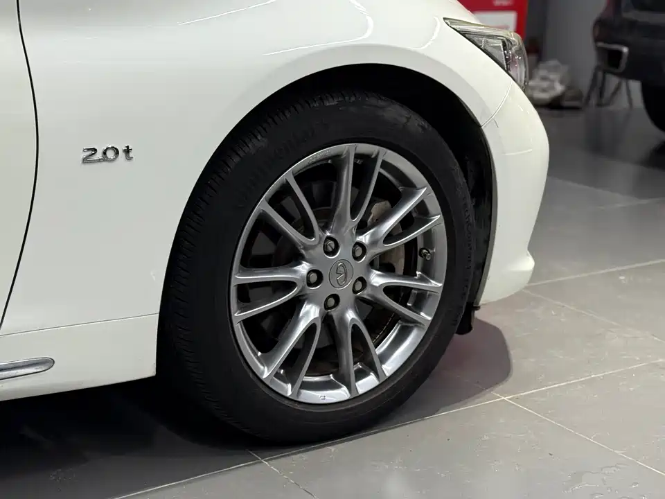 Infiniti Q50L Infiniti Q50L