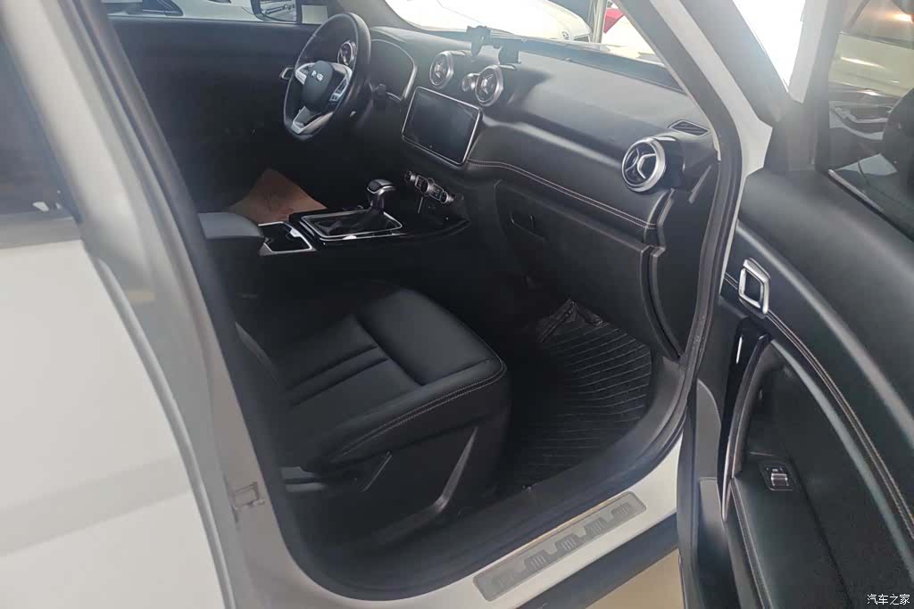BAIC BJ30, 2022 8