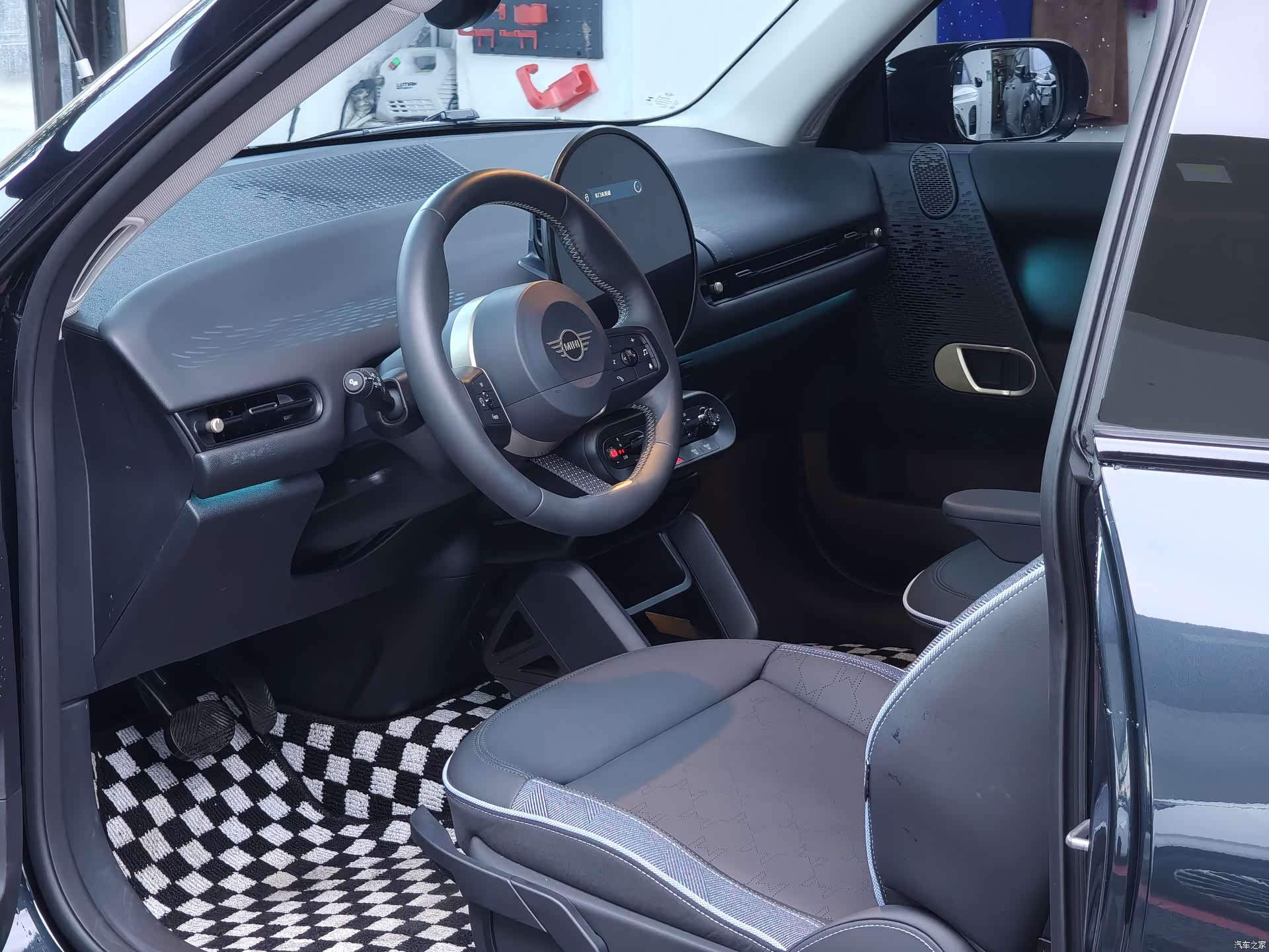 Mini Cooper, 2025 7
