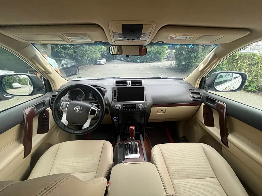 Toyota Prado 2017, фото 12
