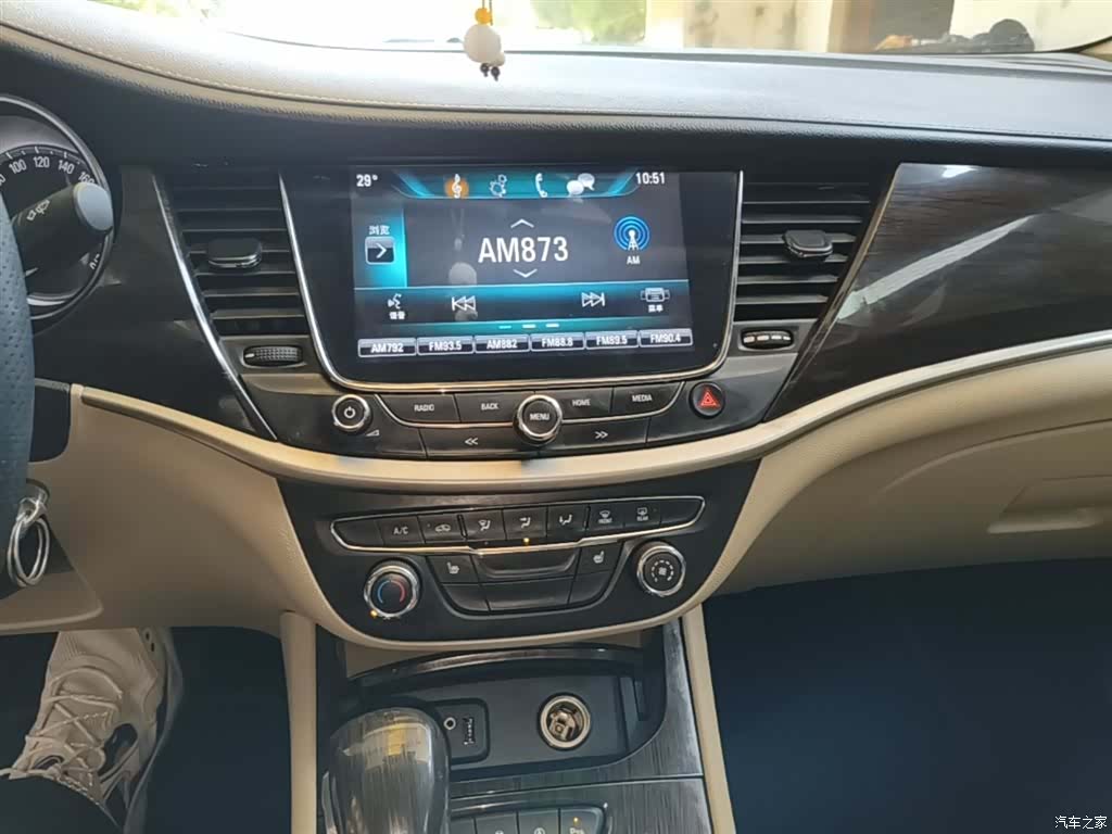 Buick Verano, 2019 13