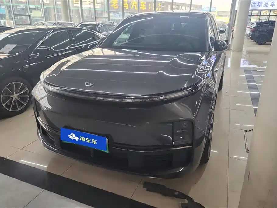 Li Auto Ideal L8