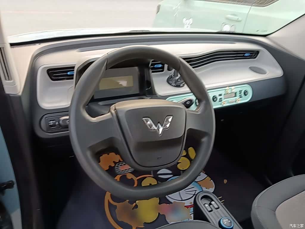 Wuling MINIEV, 2021 11