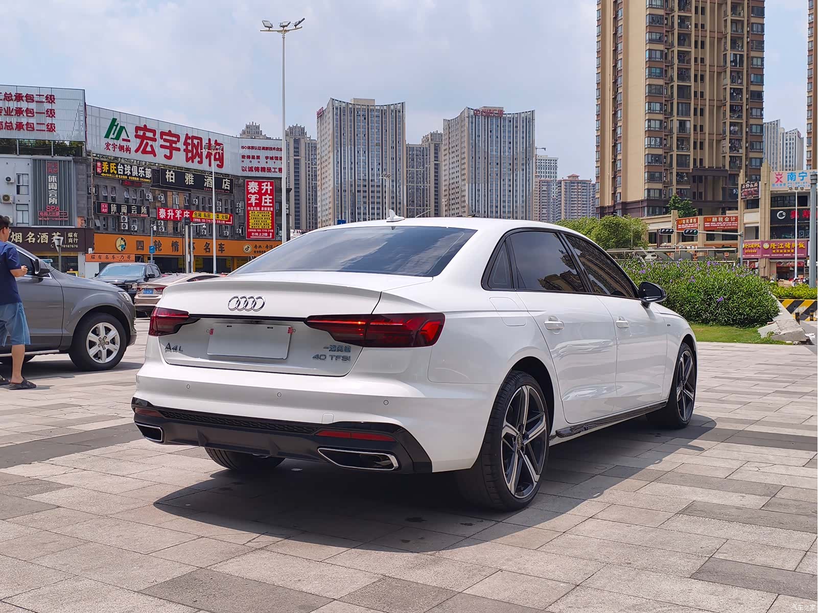 Audi A4L, 2024 4