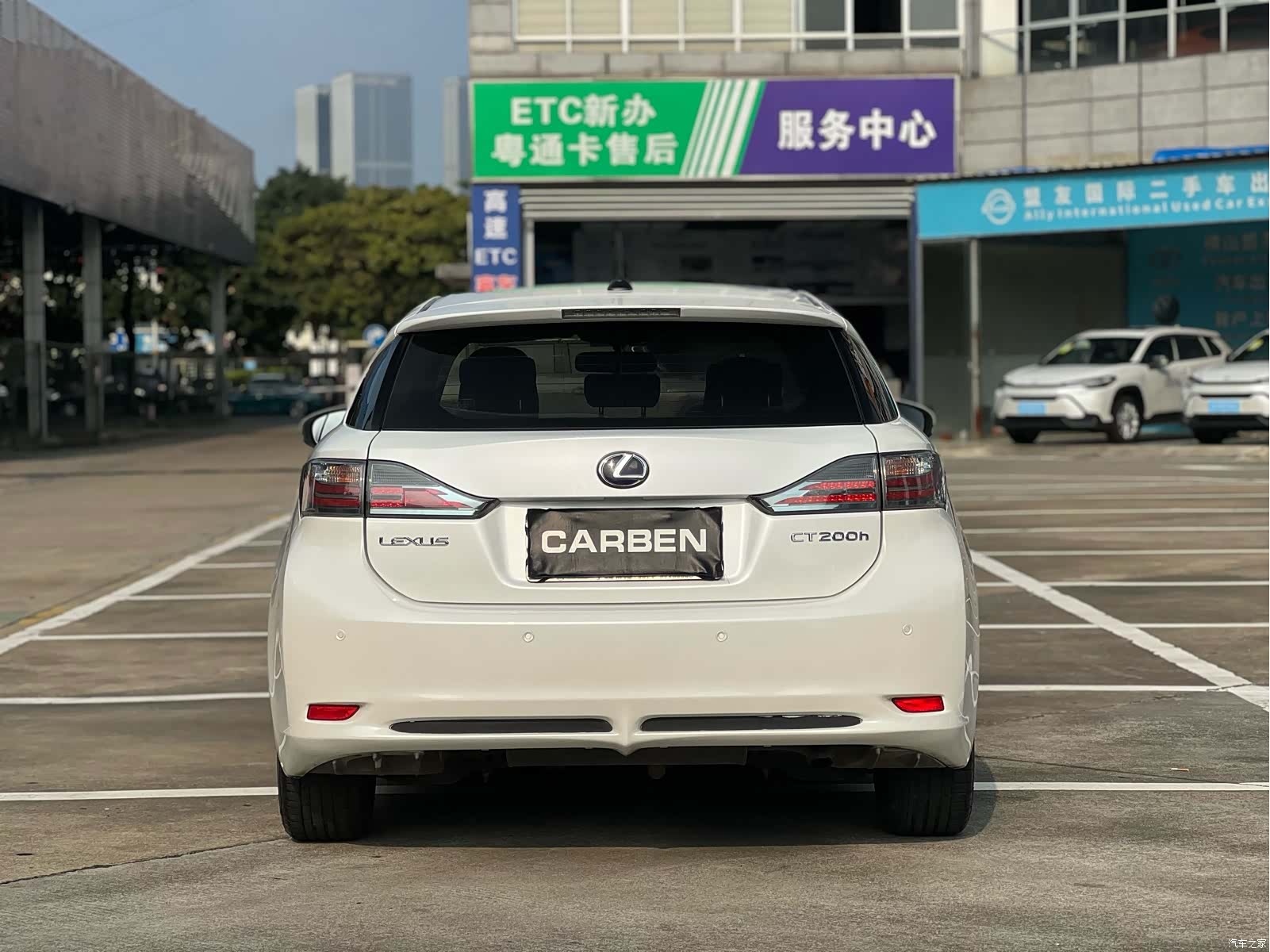 Lexus CT, 2013 4