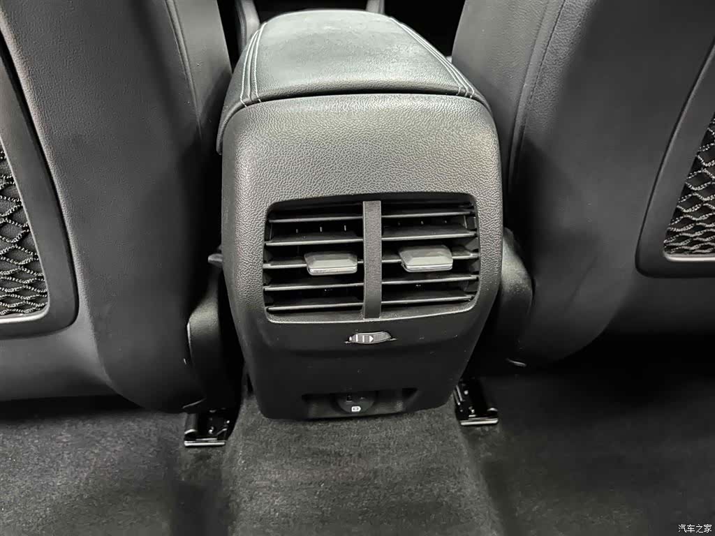 Ford Focus, 2021 15