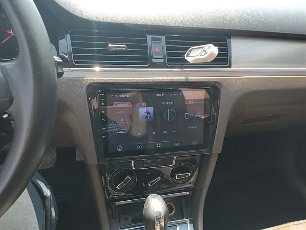 Volkswagen Bora, 2015 13