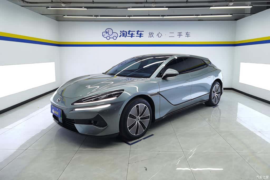 Denza Z9GT