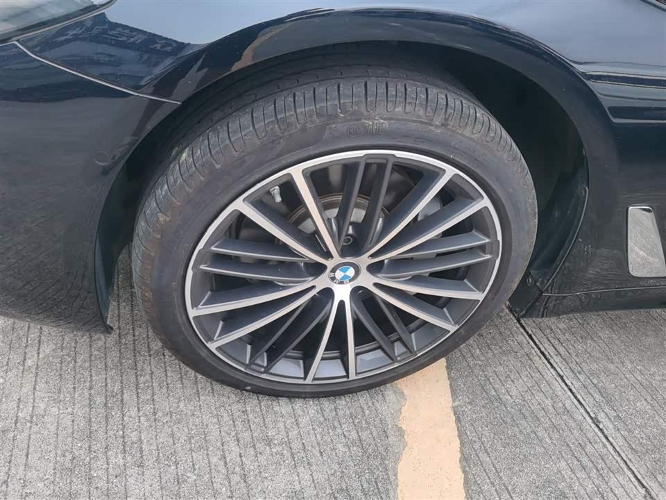 BMW 5 series BMW 5 series