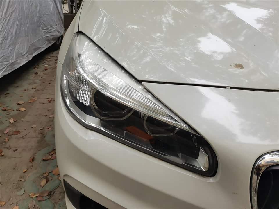 BMW 2 series station wagon