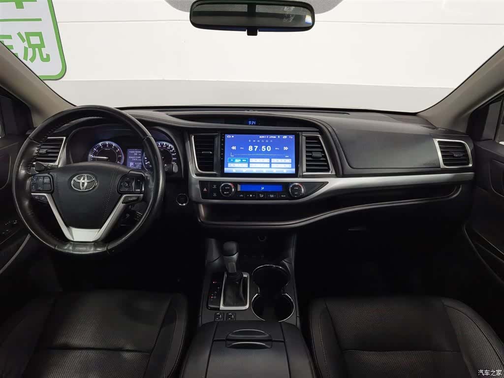 Toyota Highlander, 2015 все фото