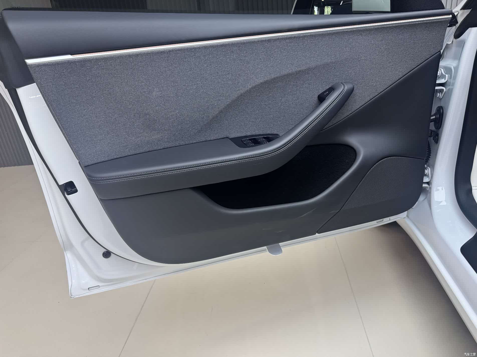 Tesla Model 3, 2024 9