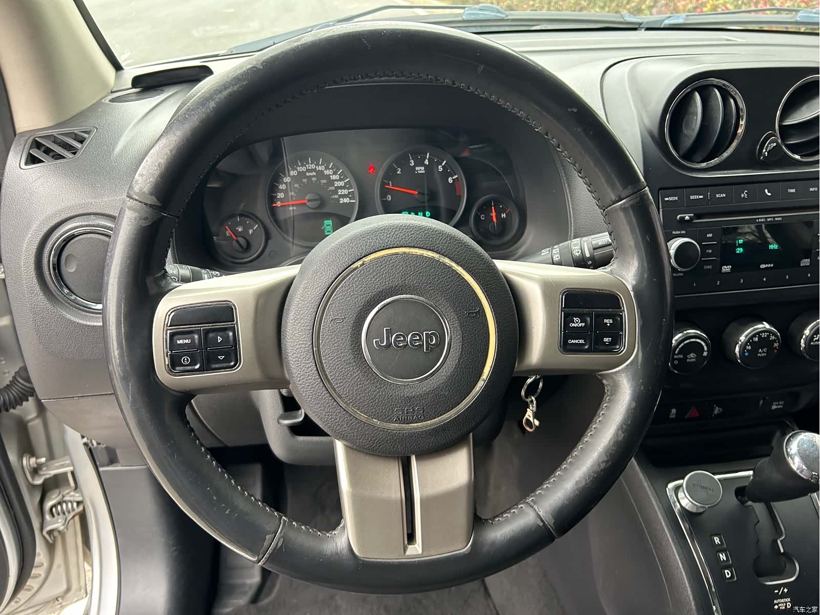 Jeep Compass, 2012 10