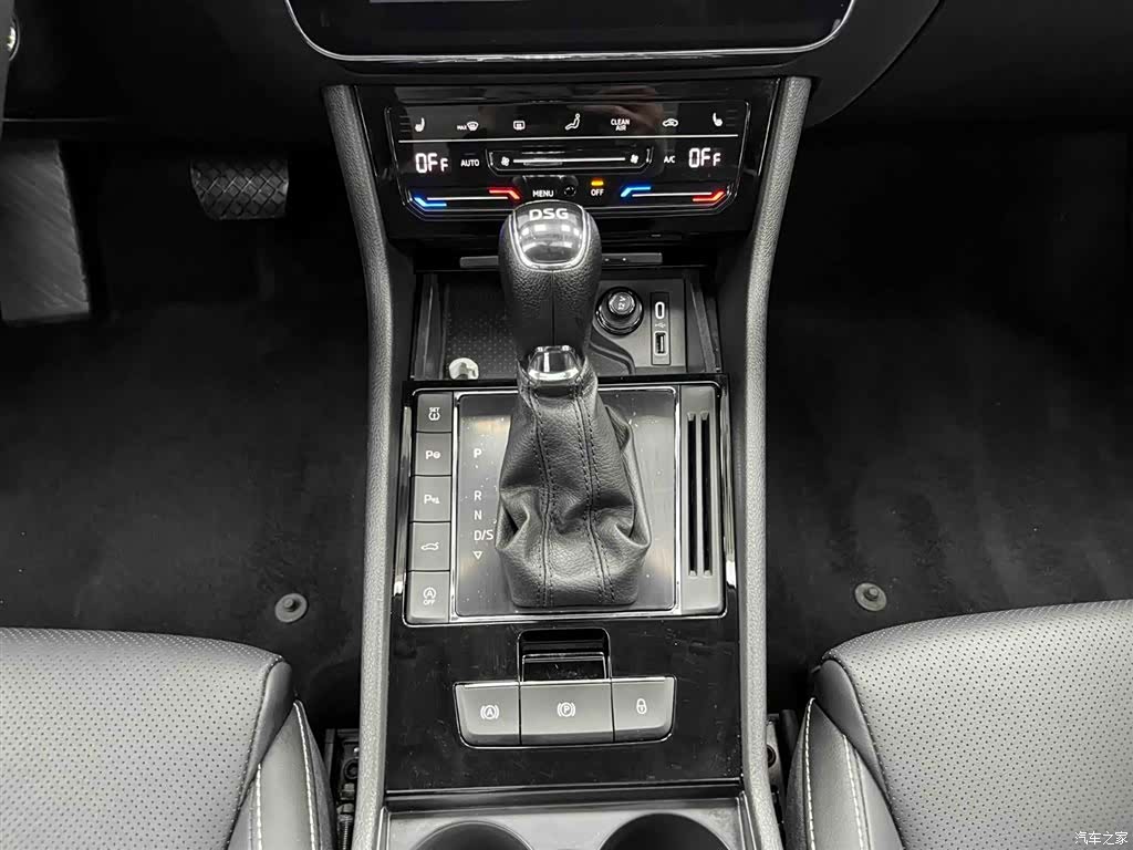 Skoda Superb, 2024 все фото