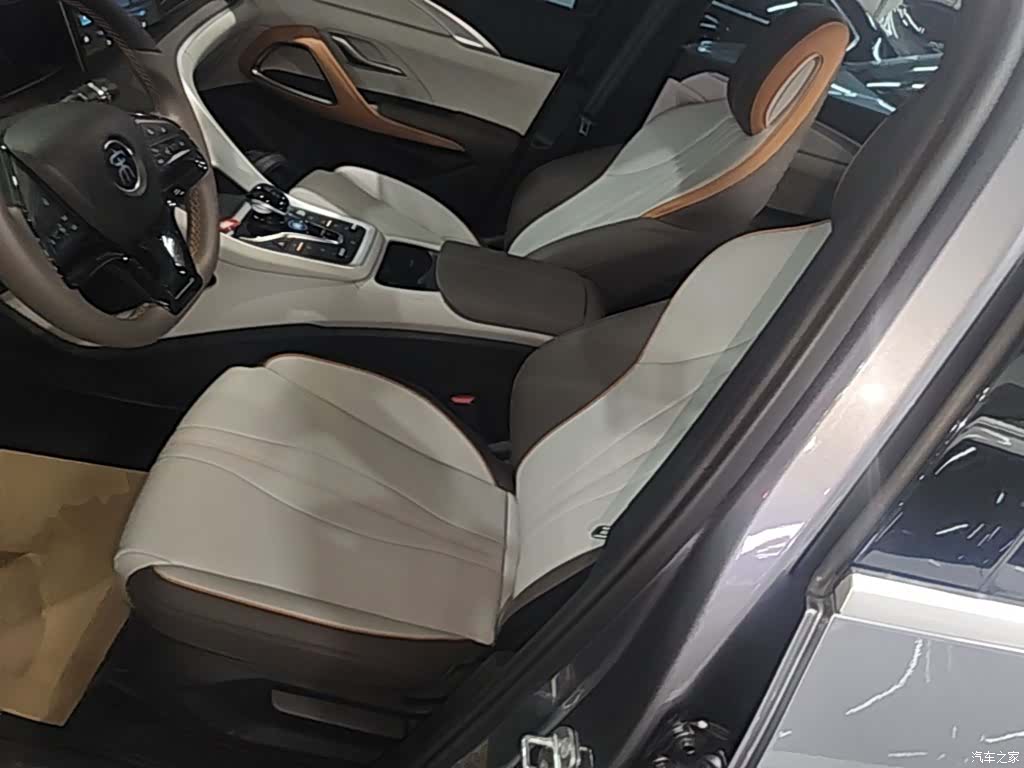 BYD Song, 2022 15
