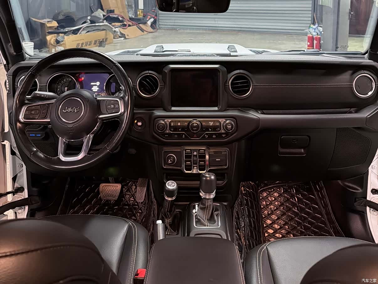 Jeep Wrangler, 2021 10