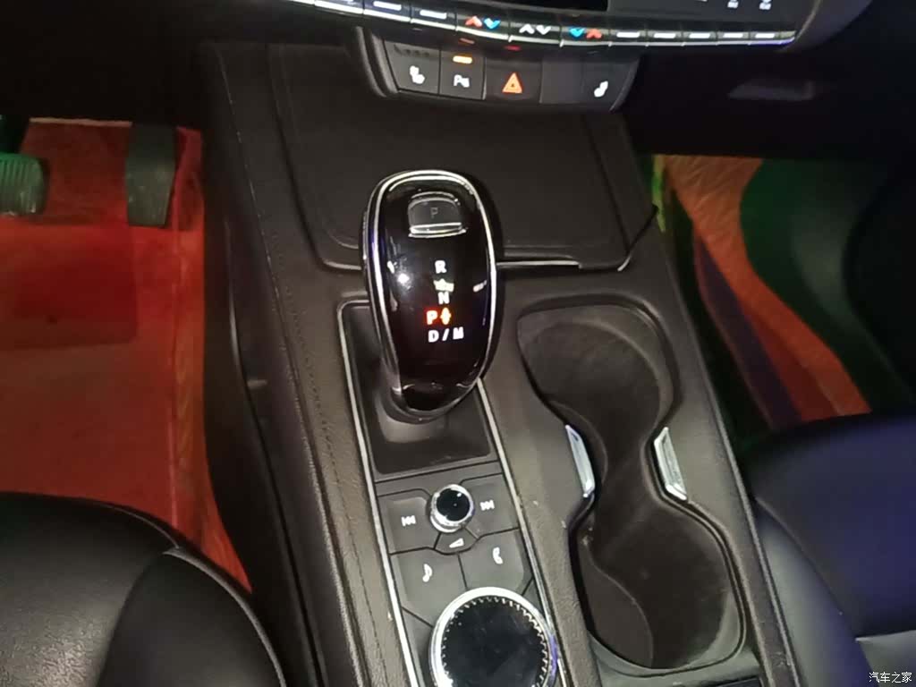 Cadillac XT4, 2021 14