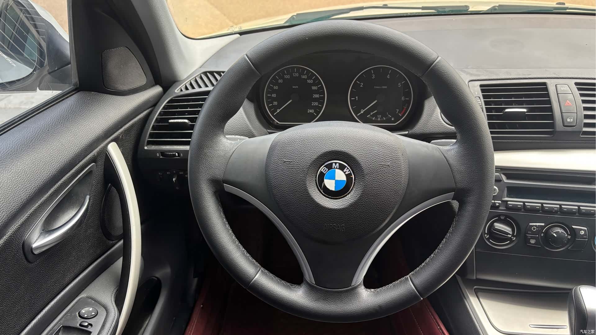BMW 1 Series, 2011 17