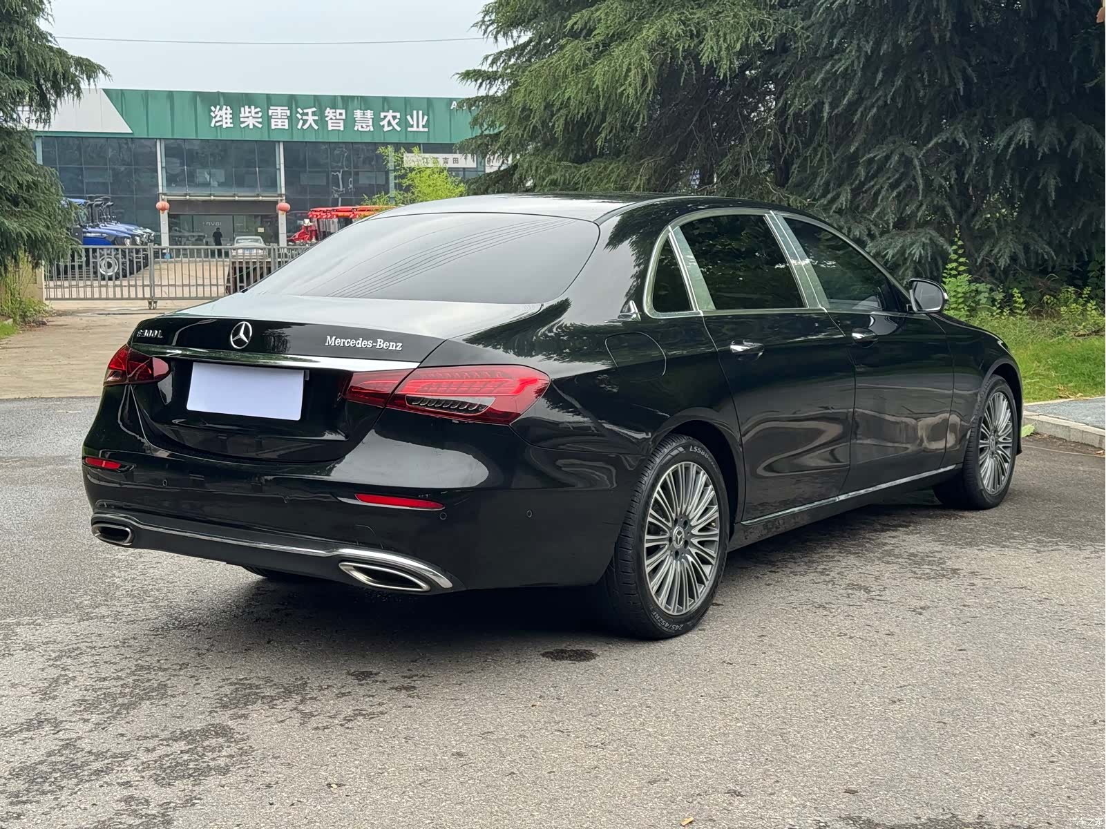 Mercedes-Benz E-Class, 2017 11