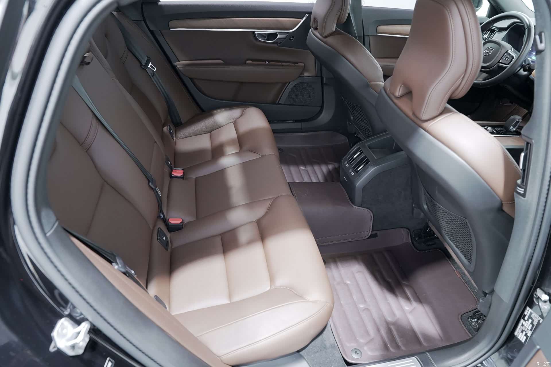 Volvo S90, 2021 15
