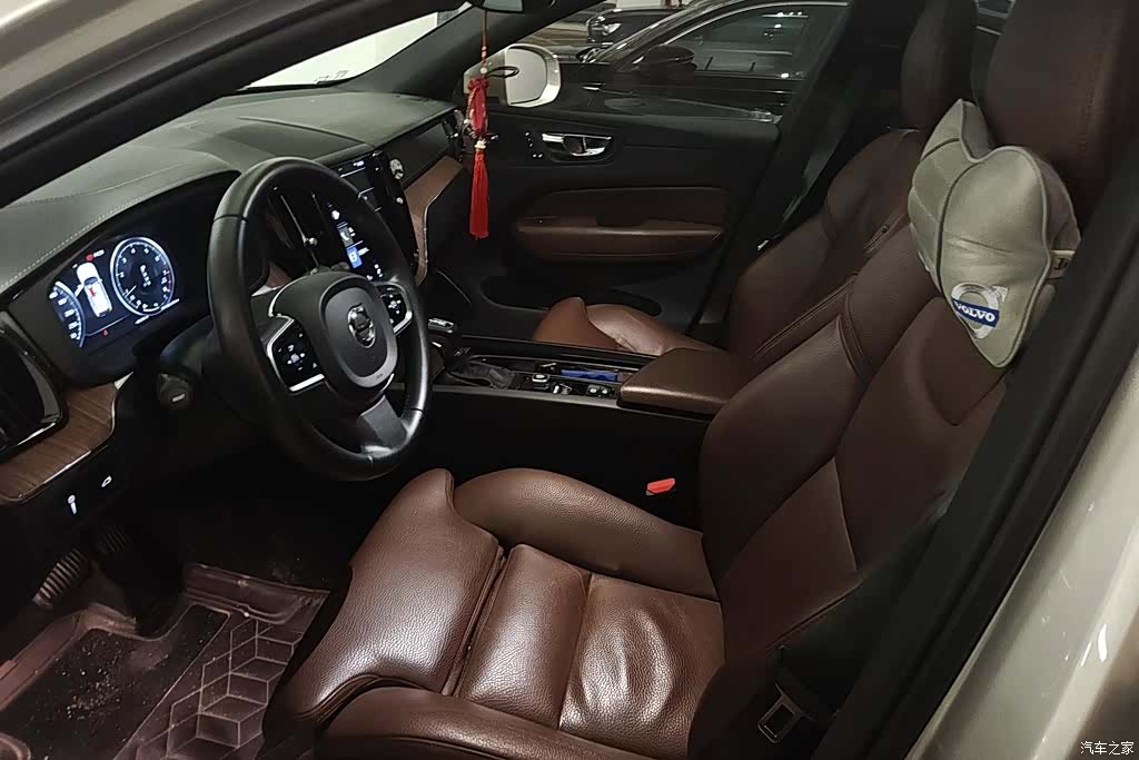 Volvo XC60, 2020 9