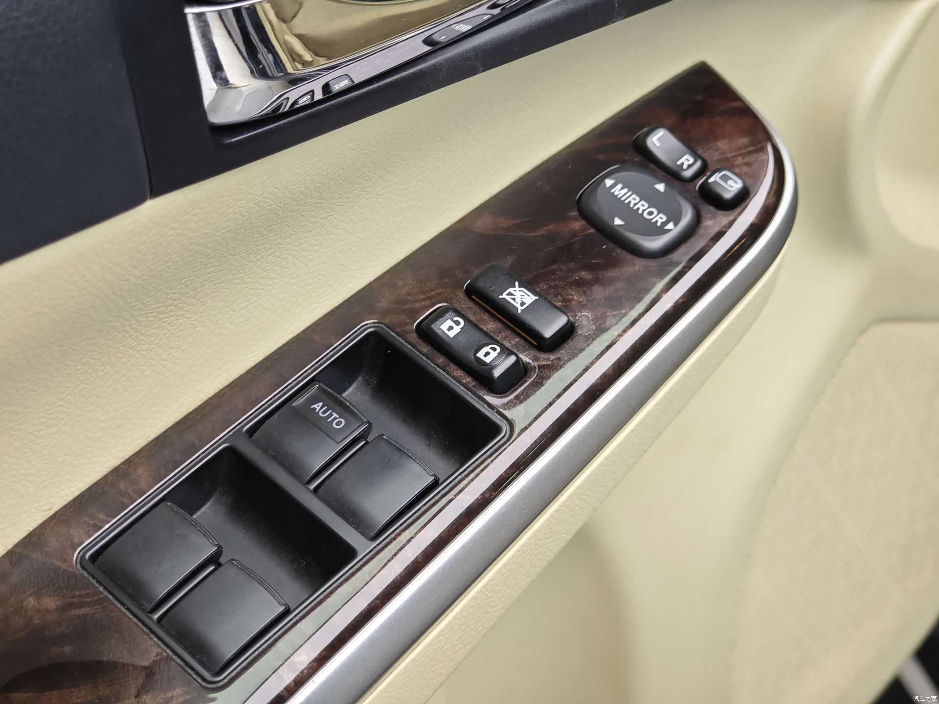 Toyota Camry, 2016 10