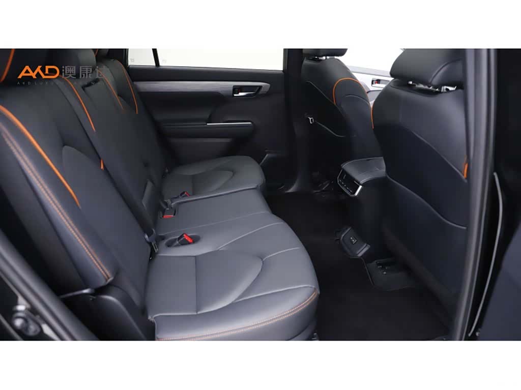 Toyota Crown, 2026 8
