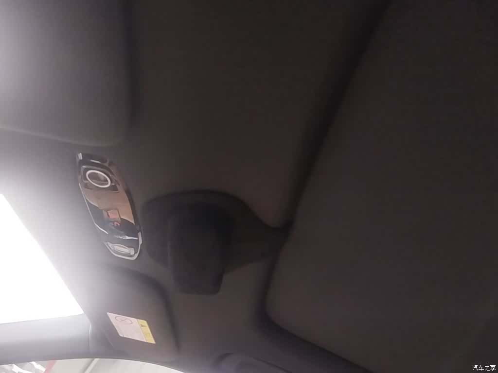 Geely Galaxy L7, 2023 18