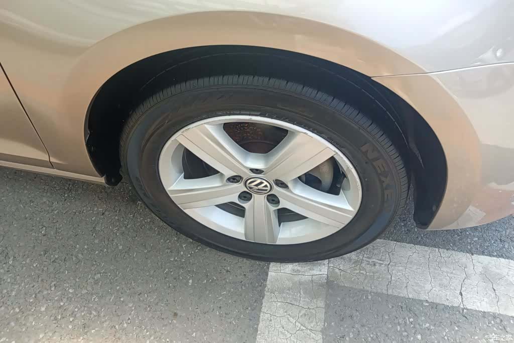 Volkswagen Golf, 2016 6