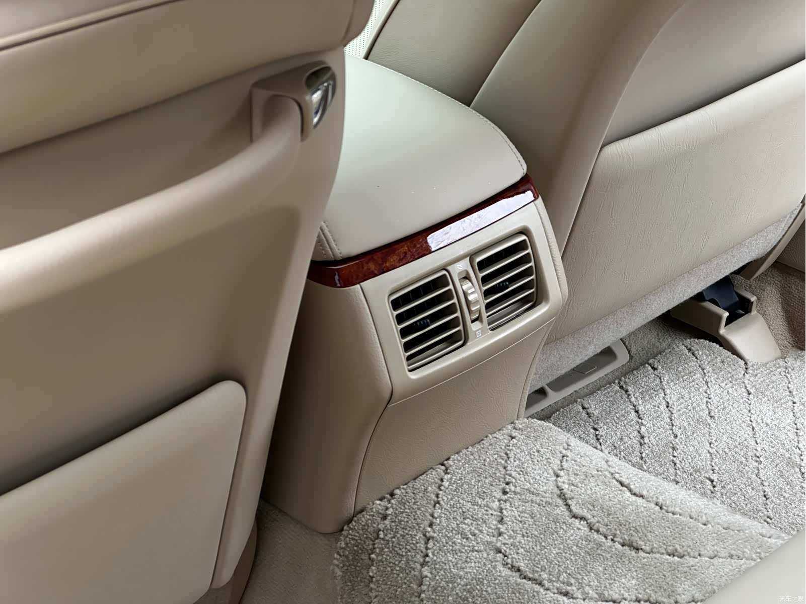 Toyota Crown, 2008 19