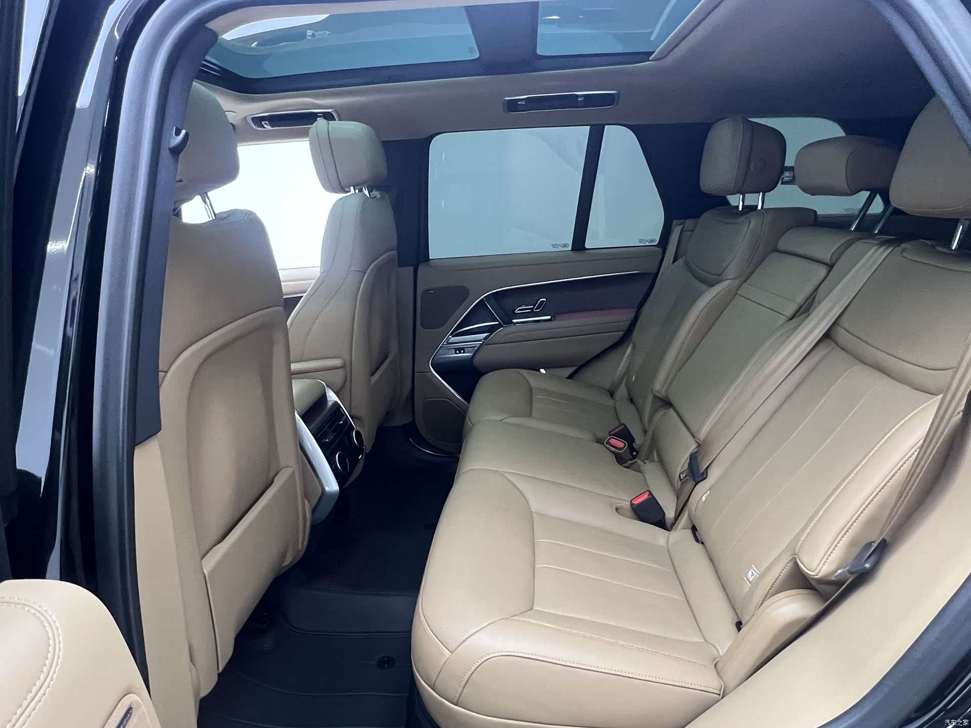 Land Rover Range Rover, 2024 23